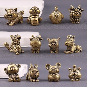 Ensemble complet de figurines du zodiaque en laiton et cuivre : Rat, Bœuf, Tigre, <span class=keywords><strong>Dragon</strong></span>, Serpent, Cheval, Mouton, Singe, Poulet, Cochon, Chien, Lapin - Micro figurines de thé et objets artisanaux - Product Image 1