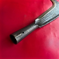 Hache à bois manuelle en acier au manganèse forgé avec lame courbée et manche en bois