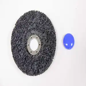 Superior clean and strip sanding disc