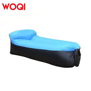 WOQI Vente chaude Camping Imperméable et étanche Lit et chaise de plage Air Sofa avec oreillers