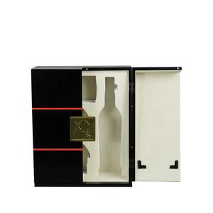 Caja de Madera Cilíndrica MDF para Dos Botellas de Vino, con Puerta Inclinada Negra Mate, Hecha a Mano, con Herramientas, Personalizable - Product Image 6