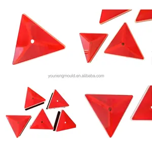 Lente de lámpara automotriz Taizhou moldeado de luz de coche/moldeado de iluminación de cabeza automática/fábrica de moldes de faros de coche - Product Image 5