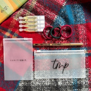 Petit sac à maquillage pas cher personnalisé et unique en EVA PVC TPU givré transparent avec glissière pour cheveux plats avec attache-cheveux pour filles - Product Image 6