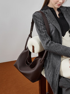 Bolsos de moda para mujer, diseño de fábrica china, bolsos de mano de alta gama para damas, gran capacidad, venta al por mayor. - Product Image 4