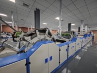 Machine à carder le cachemire entièrement automatique à pression négative Yuanquan pour l'élimination des poils grossiers