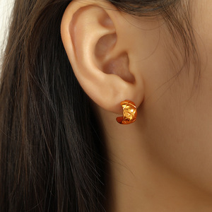 Moon Shape Geometric <b>Stud</b> Earrings In Gold Silver Rose Gold <b>Titanium</b> Steel For Unisex Fashion Jewelry - Product Image 4