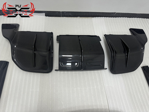 Kit Carrozzeria Stile F in Fibra di Carbonio Secca PU-Design per <span class=keywords><strong>Audi</strong></span> <span class=keywords><strong>E</strong></span>-TRON <span class=keywords><strong>GT</strong></span>: Labbro Anteriore, Presa d'Aria Anteriore, Minigonne Laterali, Diffusore Posteriore, Alettone - Vendita all'Ingrosso - Product Image 2