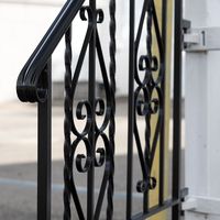 Fabricant de rampes de balcon en fer galvanisé à économie d'énergie, rampes d'escalier en fer noir, vente chaude, rampes d'escalier en fer forgé pour l'extérieur