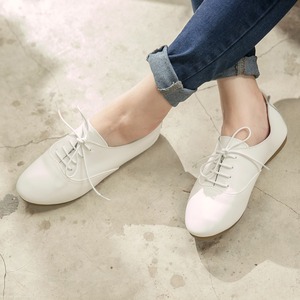 Chaussures plates en cuir véritable pour femmes avec fermeture à lacets réglables et soutien de la voûte plantaire rembourré pour toutes les saisons - Product Image 3