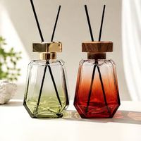 Botol Parfum Kaca Heksagonal Bergradasi Premium Isi Ulang Wadah Pewangi Mobil Kosong
