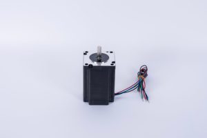 Motor Nema24 de 60 mm, 2.73 V, 4.2 A, 2.7 Nm - Product Image 2
