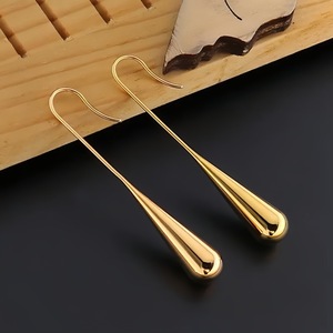 Pendientes de acero de titanio con diseño de gota de agua, estilo europeo y americano, sencillos, con borlas largas para mujer. - Product Image 4