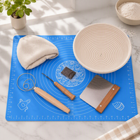 Ensemble de paniers à pain en rotin naturel, kit banneton tressé artisanal de qualité supérieure pour pains artisanaux avec couteau à pâte, racloir et brosse