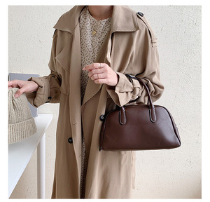 Sac à main d'épaule haut de gamme Bellmont pour femme, sac fourre-tout de luxe tendance de marque de créateur, grande capacité, logo personnalisé, vente en gros - Product Image 4