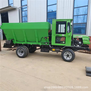 Épandeur d'engrais multifonctionnel de 8 mètres cubes, type à projection, pour montage sur tracteur - Product Image 3