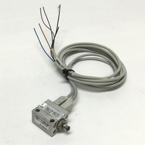 Cilindro de montaje libre mini CDUJB6-4D, diámetro de 6 mm, carrera de 4 mm, 0.7 MPa con interruptores - Product Image 1