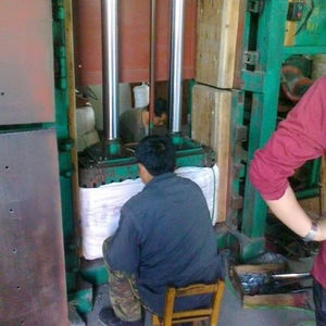 Utilizzato Panno Pressa/Pressa Stracci/Macchinari Rottami Vestiti Tergicristallo Compattatore Macchine - Product Image 4