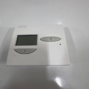 QAX34.1หน่วยเซ็นเซอร์ QAX34.1ห้องห้องห้องตัวควบคุม PLC ระบบอัตโนมัติในอุตสาหกรรม PLC Pac และการควบคุมโดยเฉพาะ - Product Image 1