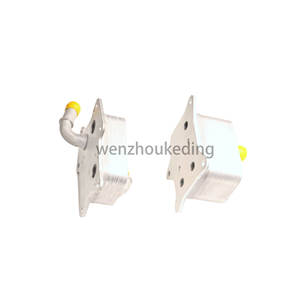 Nouveau refroidisseur d'huile moteur 06J117021M 06J117021E 06J117021P 06J117021D pour VW Jetta Audi A4 Q5 1.8T 2.0T <span class=keywords><strong>G3</strong></span> - Product Image 2