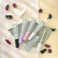 CY338 Tubes vides en plastique blanc de 15 ml pour brillant à lèvres/rouge à lèvres avec bouchon à vis, surface colorée par injection, logo OEM pour la vente en gros