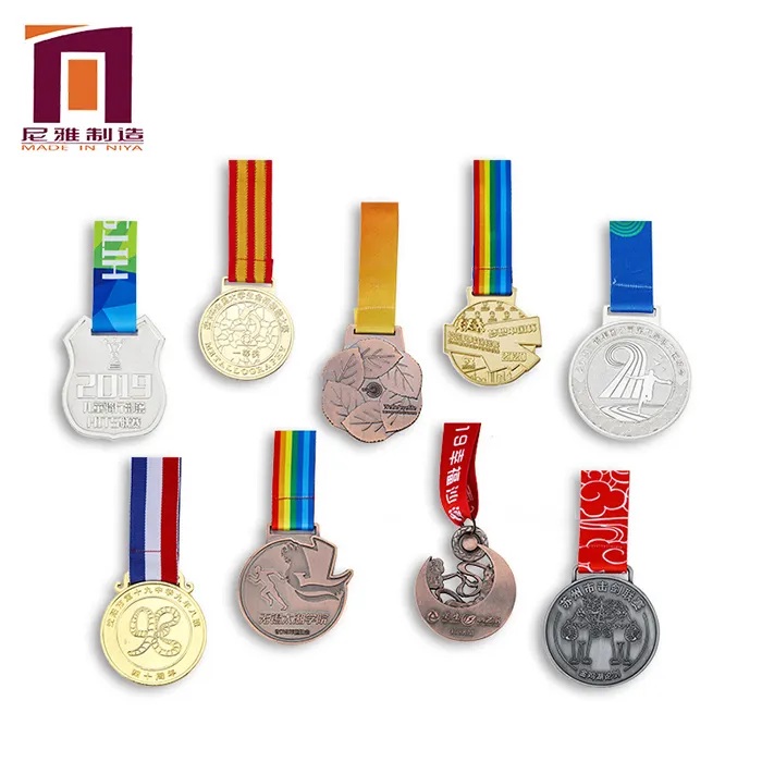 キー卸売ランニング格闘技マラソンメダルハブランクバスケットボールフットボールゴールドテコンドースポーツトロフィーカスタムメダル