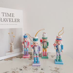 Ensemble de décorations de Noël en bois faites à la main de 13 cm, couleur bonbon, pendentif macaron <span class=keywords><strong>casse</strong></span>-<span class=keywords><strong>noisette</strong></span>, pour décoration suspendue - Product Image 3