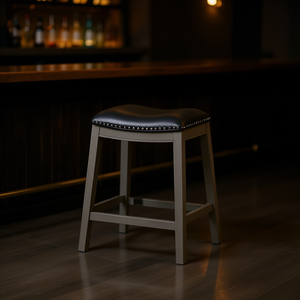 Tabouret de bar à hauteur de comptoir, 24 pouces, base en bois gris vieilli, assise en cuir noir, pour bars - Product Image 2