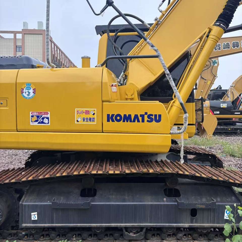 Second Hand PC200 Crawler Excavator 20 Ton Used Digger for Trenching ...