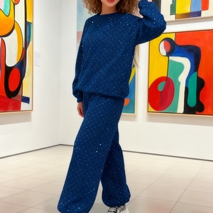 ชุดเซ็ต 2 ชิ้น แฟชั่นสำหรับผู้หญิง ฤดูใบไม้ร่วง/ฤดูหนาว คอกลม แขนยาว ประดับเพชรทั้งตัว ชายเสื้อปรับได้ด้วยเชือกผูก - Product Image 6