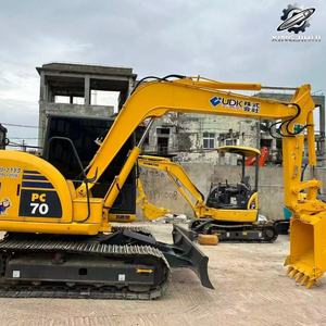 Excavatrice sur chenilles Komatsu 70 d'occasion, marque japonaise d'origine, 7 tonnes, mini-excavatrice compacte. - Product Image 4