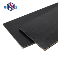 Feuille de caoutchouc sandwich personnalisée Insert en tissu à surface lisse en caoutchouc naturel Tapis en caoutchouc industriel en gros