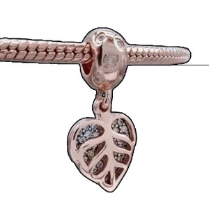 Colgante de Plata 925 con Baño de Oro Rosa, Diseño de Candado de Amor, con Zirconia, Accesorio de Lujo para Pulsera DIY, Diseño Floral y Animal, Regalo de Joyería para Mujer - Product Image 3