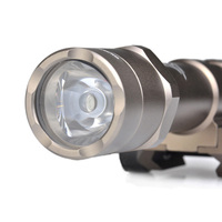 Element M600B lampe de poche tactique 470 lumens lumière LED