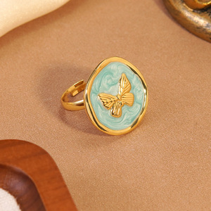 Bague géométrique vintage en acier inoxydable pour femme, style mode avec pendentif papillon, idéale pour les <span class=keywords><strong>vacances</strong></span> - Product Image 3