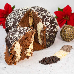Panettone Artesanal Relleno de Chocolate 1.1 Kg, Set de Regalo para Reunión Familiar Navideña - Product Image 1