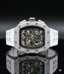 Reloj de Lujo Iced Out Tonneau con Correa de Goma Blanca, Esfera Esqueletizada y Diamantes Pavé para Hombre, Estilo Hip Hop Bust Down - Product Image 2