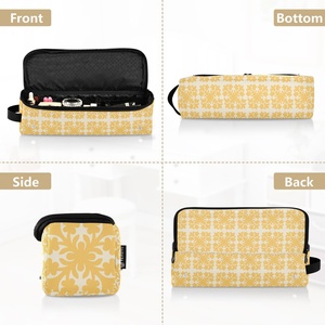 2-in-1 Portable Curling Iron Organizer <b>Case</b> Hawaii Quit Flower Women Travel Hair Tools Travel Bag with Heat Resistant Mat - Product Image 5