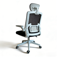 Chaise de bureau ergonomique moderne et élégante avec accoudoirs, idéale pour le travail et les loisirs