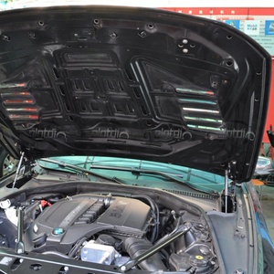 Pour BMW F10 F11 M5 Mtech Msport 520i 520d 540i 550i Capot avant en carbone avec prises d'air - Product Image 4