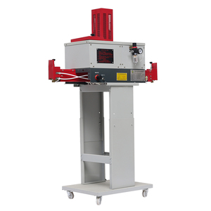 Machine de pulvérisation automatique de colle thermofusible pour la fabrication de chaussures - Product Image 1