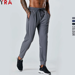 Custom Logo Riflettente Ginnastica da Ginnastica Da Allenamento Sport <span class=keywords><strong>Tuta</strong></span> di sudore Pantaloni da Jogging per gli Uomini Estate Abbigliamento Sportivo per l'Outdoor - Product Image 1