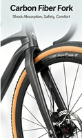 Vélo tout carbone 9,7 kg 105 R7120 24 vitesses, freins à disque hydrauliques, potence carbone monobloc, axe traversant, 700C, course tout-terrain