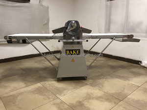 Machine à croissants de boulangerie, laminoir à pâte manuel, laminoir à pâte à pizza de table, machine à aplatir la pâte - Product Image 4