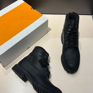 Nouvelles Bottes de Luxe Personnalisées 2026 pour Homme – Chaussures de Randonnée et de Sécurité en Cuir Véritable Noir, Confortables et Imperméables pour l'Hiver - Product Image 5