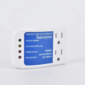 Protector de voltaje de dos enchufes de estilo americano con luz indicadora para protección de voltaje doméstico contra sobretensiones - Product Image 1