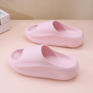 รองเท้าแตะ EVA เรียบง่ายทันสมัย พื้นหนา กันลื่น ใส่ได้ทั้งในบ้านและนอกบ้าน สำหรับคู่รัก ผู้ใหญ่ ยูนิเซ็กซ์ สีฟ้า ขาว ชมพู - Product Image 5