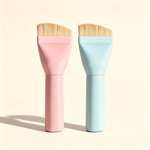 Pinceau de maquillage à manche court pour fond de teint, pinceau plat sans traces pour les peaux matures et les rides, outil visage multicolore - Product Image 2