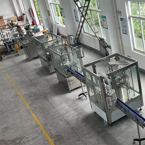 Ligne de remplissage automatique de flacons compte-gouttes en verre pour huiles essentielles avec PLC et haute précision - Product Image 5