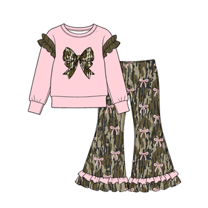 Conjunto de Dos Piezas para Niñas a la Moda con Estampado de Camuflaje y Puntos, Lazo y Volantes, y Pantalones Acampanados - Product Image 5