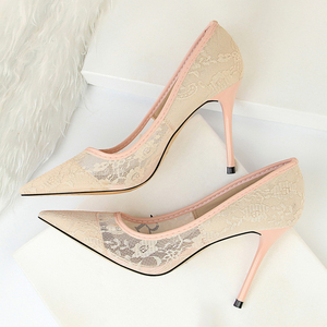 Nouvelles Chaussures à Talons Aiguilles pour Femmes, Style Sexy et Mature, avec Découpes en Dentelle, Confortables et Légères pour les Rendez-vous d'Été et d'Automne - Product Image 2